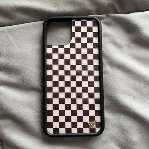 Wildflower iPhone 13/14 case